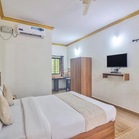 Отель Calangute Bay Экстерьер фото