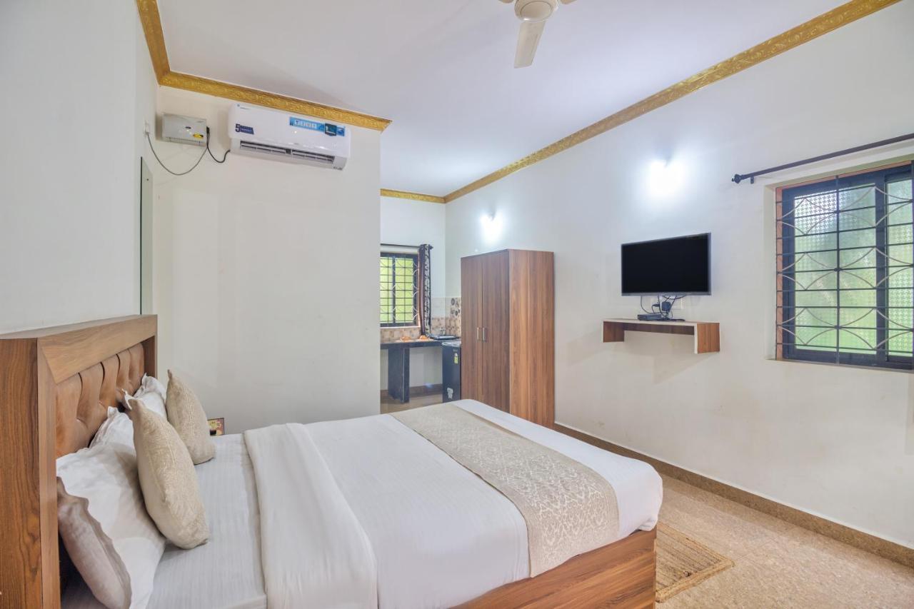 Отель Calangute Bay Экстерьер фото